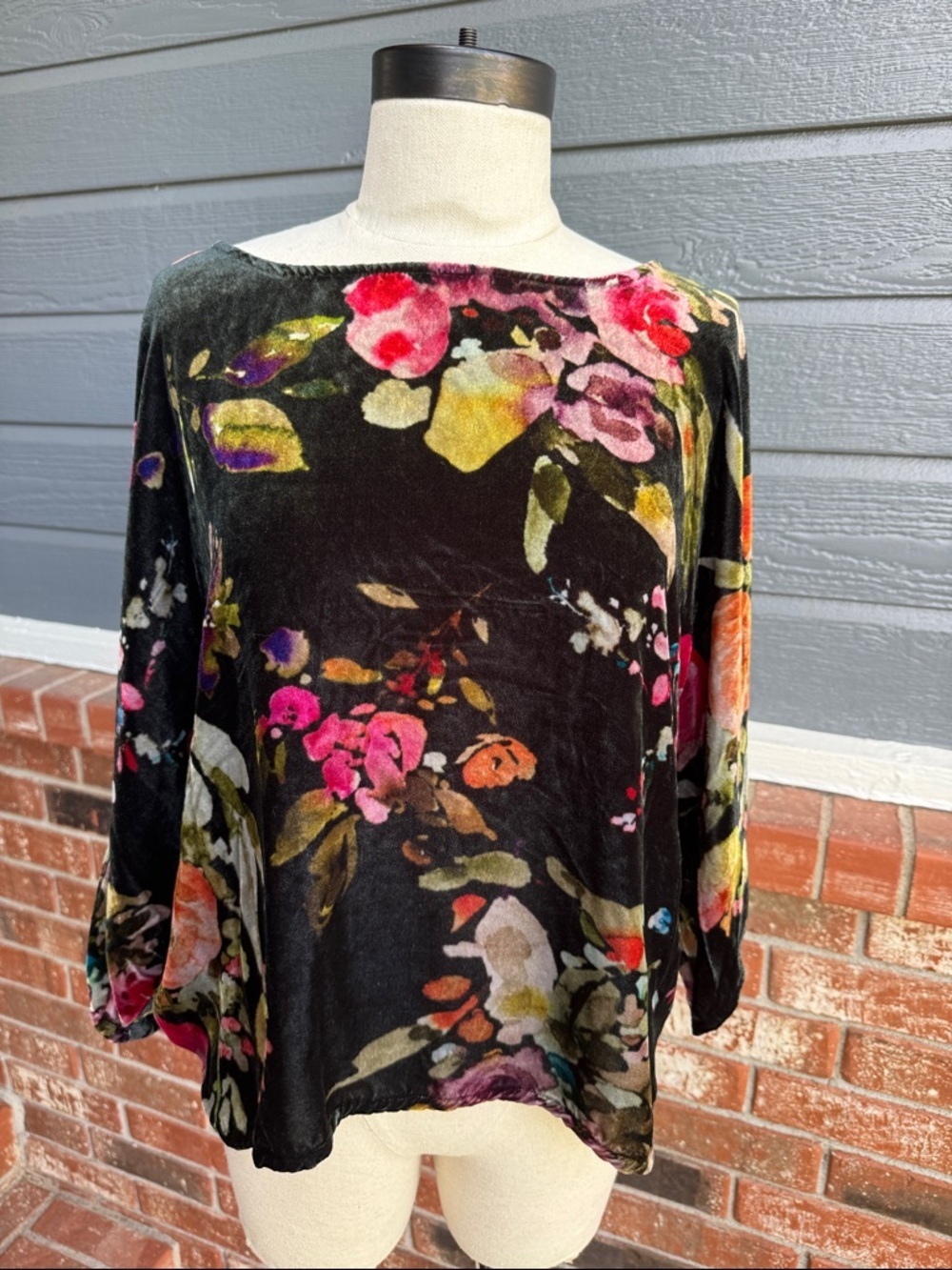 Johnny Was Black Silk Velvet Floral Blouse C14417B-7 Long Sleeve Tunic Medium M
